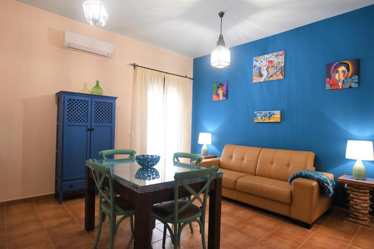 Casa Rural Blue Moon Guest House Cazalla de la Sierra Exterior photo